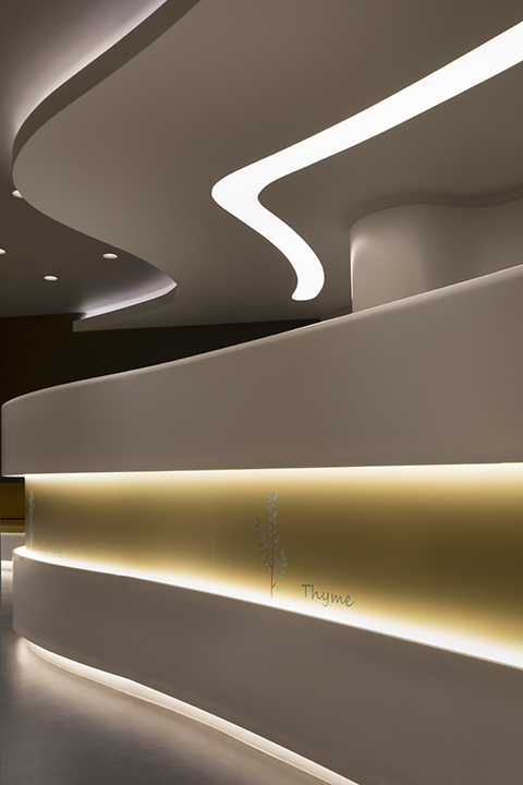 Empfangstresen © Bllend Design Office