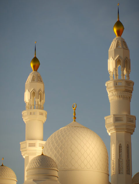 A mosque modelled and rendered with PYTHA